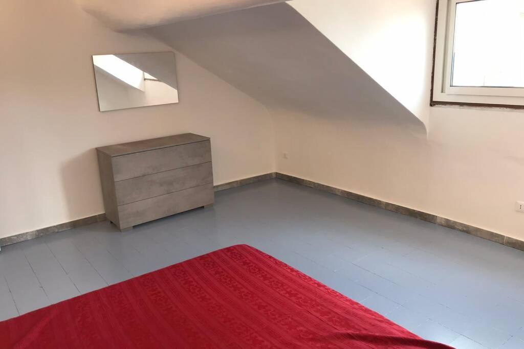 Appartamento Sul Mare Alla Foce Imperia Exteriör bild